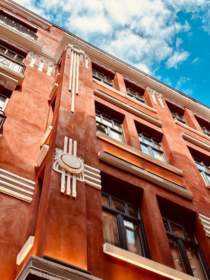 Ruz Hotels Istanbul Exterior photo The building's facade