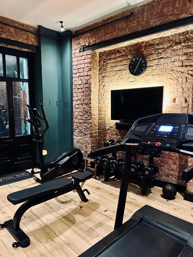 Ruz Hotels Istanbul Exterior photo The gym at the hotel